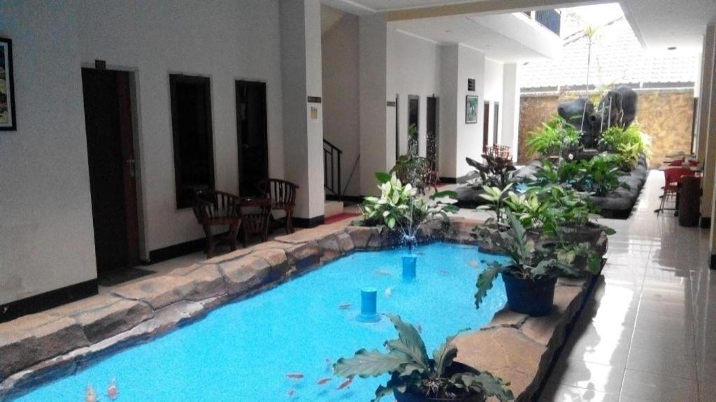 Maktal Hotel Mataram Exterior photo