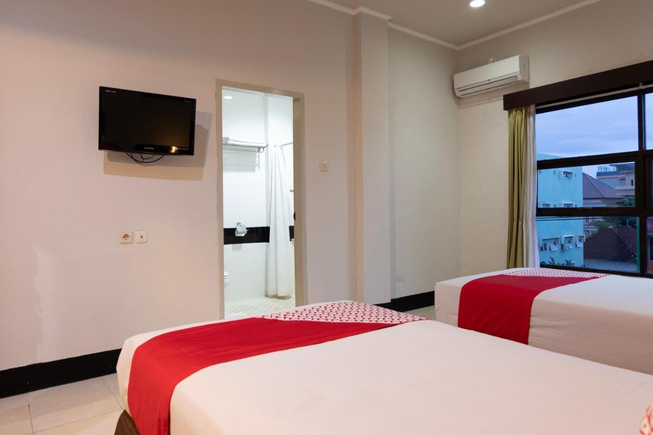 Maktal Hotel Mataram Exterior photo
