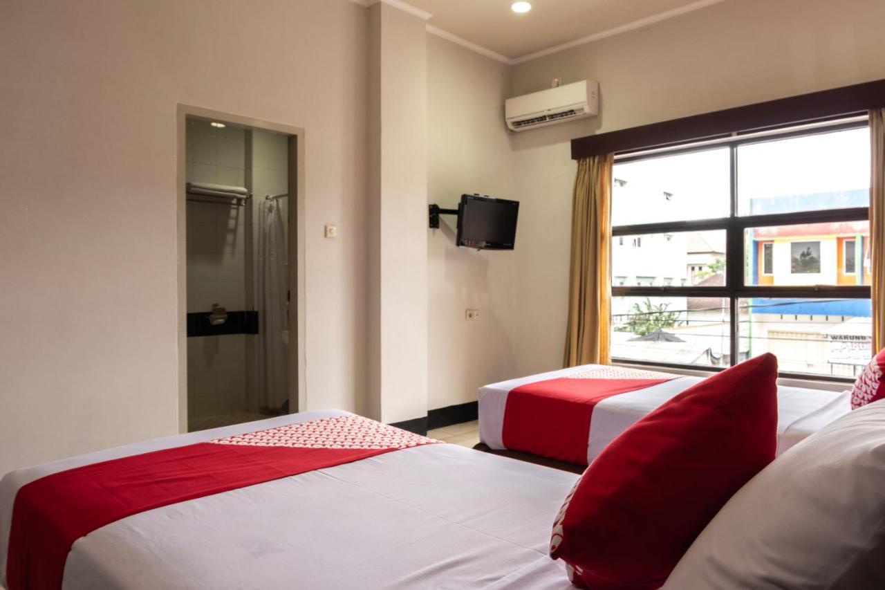 Maktal Hotel Mataram Exterior photo